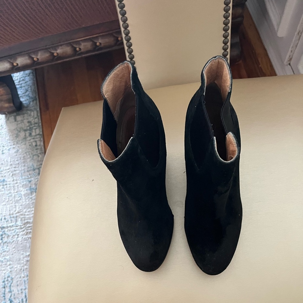 Women boots